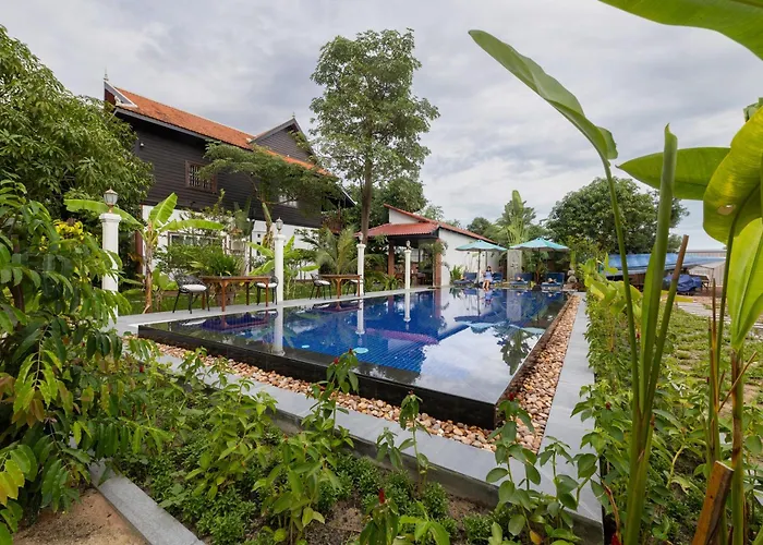 Atoh's Maison Villa *